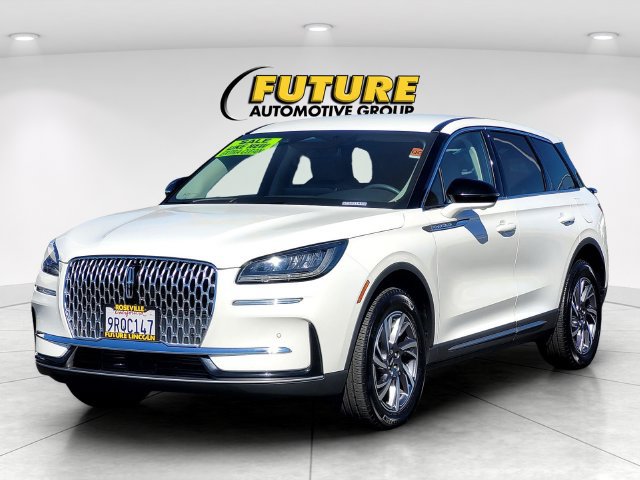 Used 2024 Lincoln Corsair AWD w/ Equipment Group 101A image 8