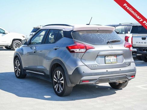 Used 2020 Nissan Kicks SR w/ SR Premium Package FWD image 8