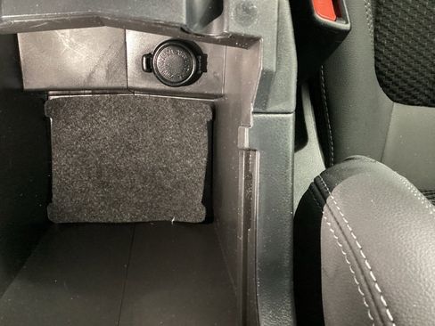 Used 2022 Subaru Forester Premium image 33