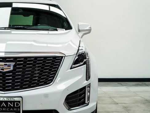 Used 2021 Cadillac XT5 Premium Luxury image 4