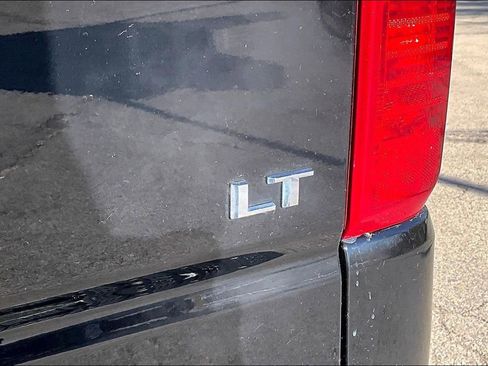 Used 2023 Chevrolet Silverado 1500 LT image 24