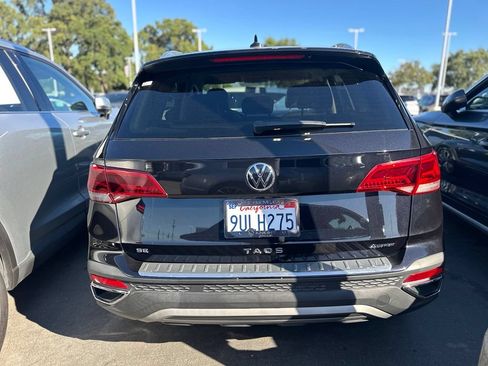 Used 2022 Volkswagen Taos SE AWD/4WD image 5