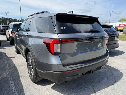 Certified 2025 Ford Explorer ST-Line w/ ST-Line Street Pack AWD/4WD image 4