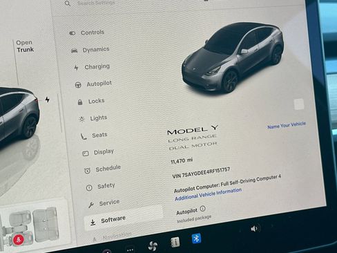 Used 2024 Tesla Model Y Long Range image 26