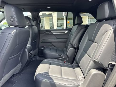 New 2026 GMC Acadia Elevation w/ Elevation Premium Package FWD image 11