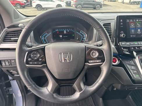 Used 2023 Honda Odyssey Touring image 15