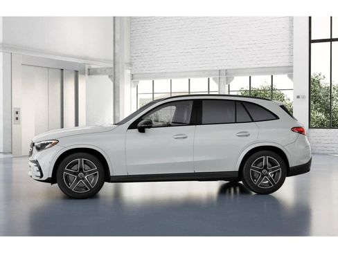 New 2026 Mercedes-Benz GLC 300 GLC 300 image 35