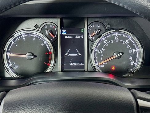 Used 2022 Toyota 4Runner TRD Off-Road Premium image 13