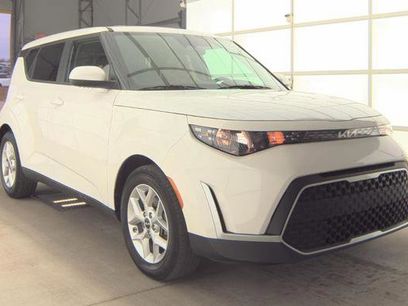 Used 2024 Kia Soul LX w/ Option Group 015
