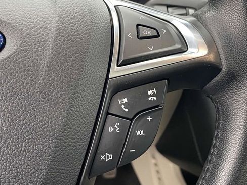 Used 2020 Ford Fusion SEL image 24