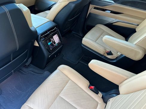 Used 2025 Cadillac Escalade IQ Sport 2 image 13