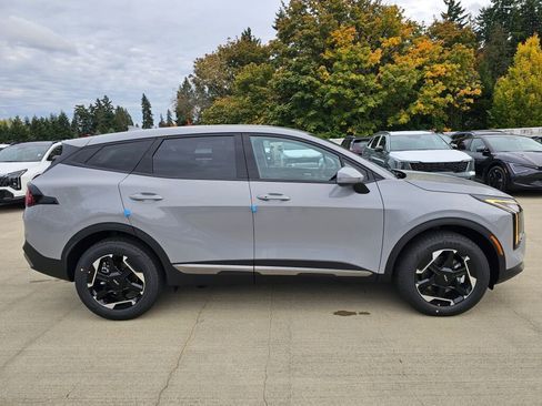 New 2026 Kia Sportage S image 4