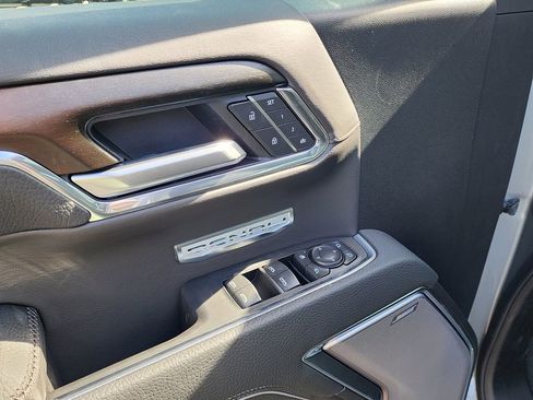 New 2026 GMC Sierra 1500 Denali w/ Denali Reserve Package image 14