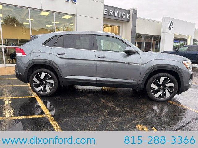 Used 2024 Volkswagen Atlas Cross Sport SE AWD/4WD image 9