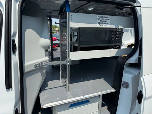 Used 2016 Ford Transit Connect XL image 18