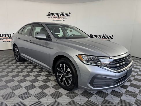 Used 2024 Volkswagen Jetta S FWD image 6