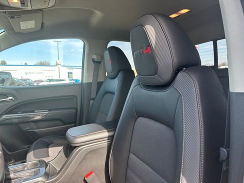 Used 2022 GMC Canyon AT4 w/ Trailering Package image 22