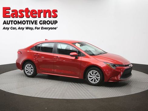 Used 2020 Toyota Corolla LE FWD image 46