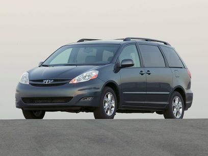 Used 2007 Toyota Sienna XLE