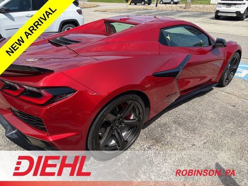 Used 2023 Chevrolet Corvette Z06 w/ Stealth Interior Trim Package RWD image 9