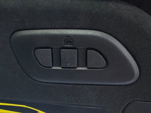 Used 2023 Chevrolet Corvette Stingray Premium Conv image 44