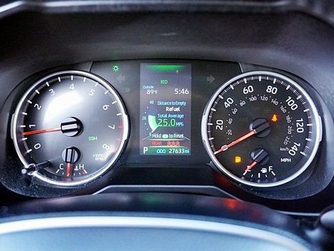 Used 2022 Toyota RAV4 XLE w/ Convenience Package FWD image 32
