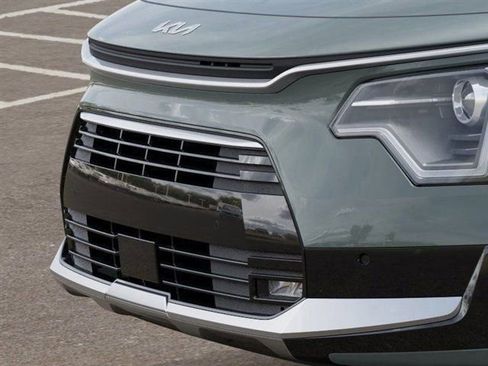 New 2026 Kia Niro SX FWD image 12