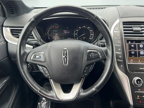 Used 2017 Lincoln MKC Premiere image 19