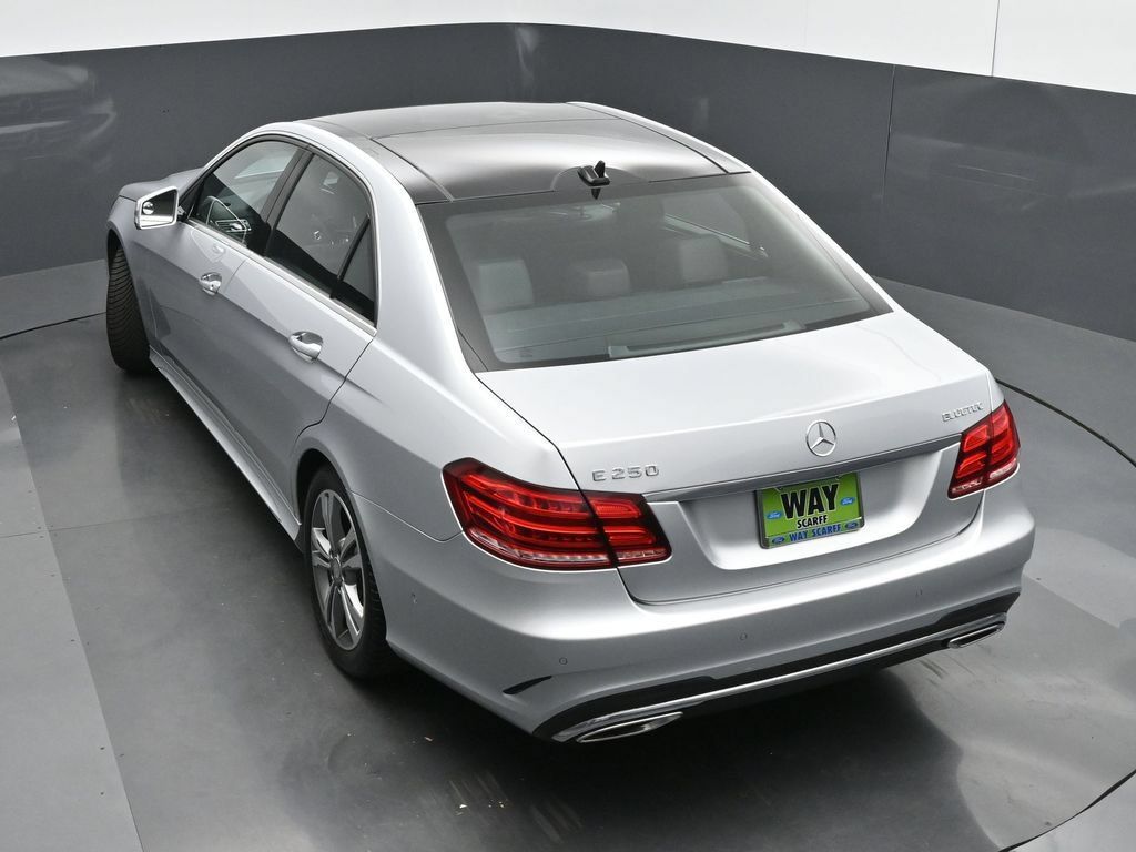 Used 2014 Mercedes-Benz E 250 BlueTEC Sedan image 45