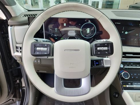 New 2025 Hyundai Santa Fe Calligraphy AWD/4WD image 18