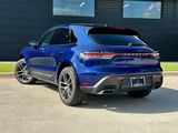 Certified 2022 Porsche Macan image 3