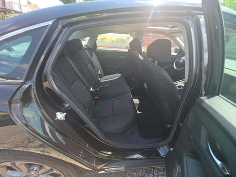 Used 2023 Honda Accord EX image 9