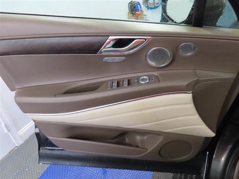 Used 2024 Genesis GV80 3.5T Advanced AWD/4WD image 16