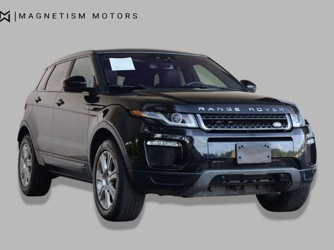 Used 2017 Land Rover Range Rover Evoque SE Premium AWD/4WD image 3