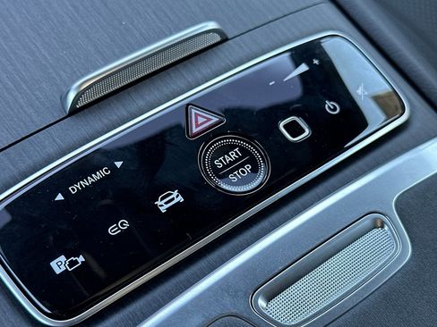 New 2026 Mercedes-Benz EQS 400 4MATIC SUV image 19