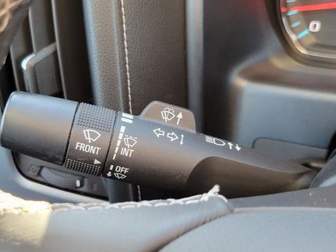 Used 2018 GMC Sierra 1500 SLE w/ SLE Value Package image 16