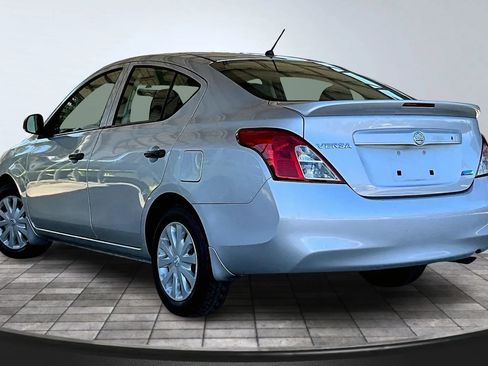 Used 2013 Nissan Versa S Plus image 4