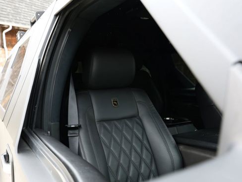 Used 2016 Ford F450 XLT w/ XLT Interior Package image 55