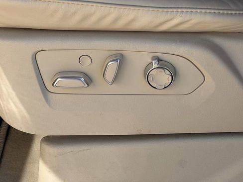 Certified 2025 Cadillac Escalade ESV Sport Platinum w/ LPO, ONYX Package image 26