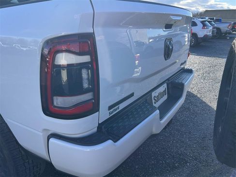 Used 2022 RAM 2500 Big Horn w/ Level C Equiment Group image 18