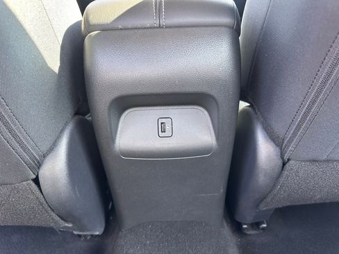 Used 2025 Nissan Sentra SV image 15