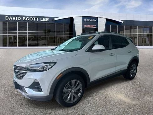 Used 2023 Buick Encore GX Essence w/ Advanced Technology Package AWD/4WD image 4
