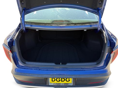 New 2025 Kia K4 LXS image 17