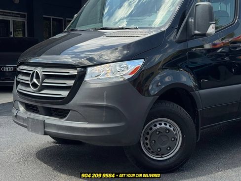 Used 2020 Mercedes-Benz Sprinter 3500 image 2