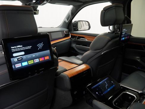 Certified 2024 Jeep Grand Wagoneer Series III w/ Rear Seat Video Group 1 image 28