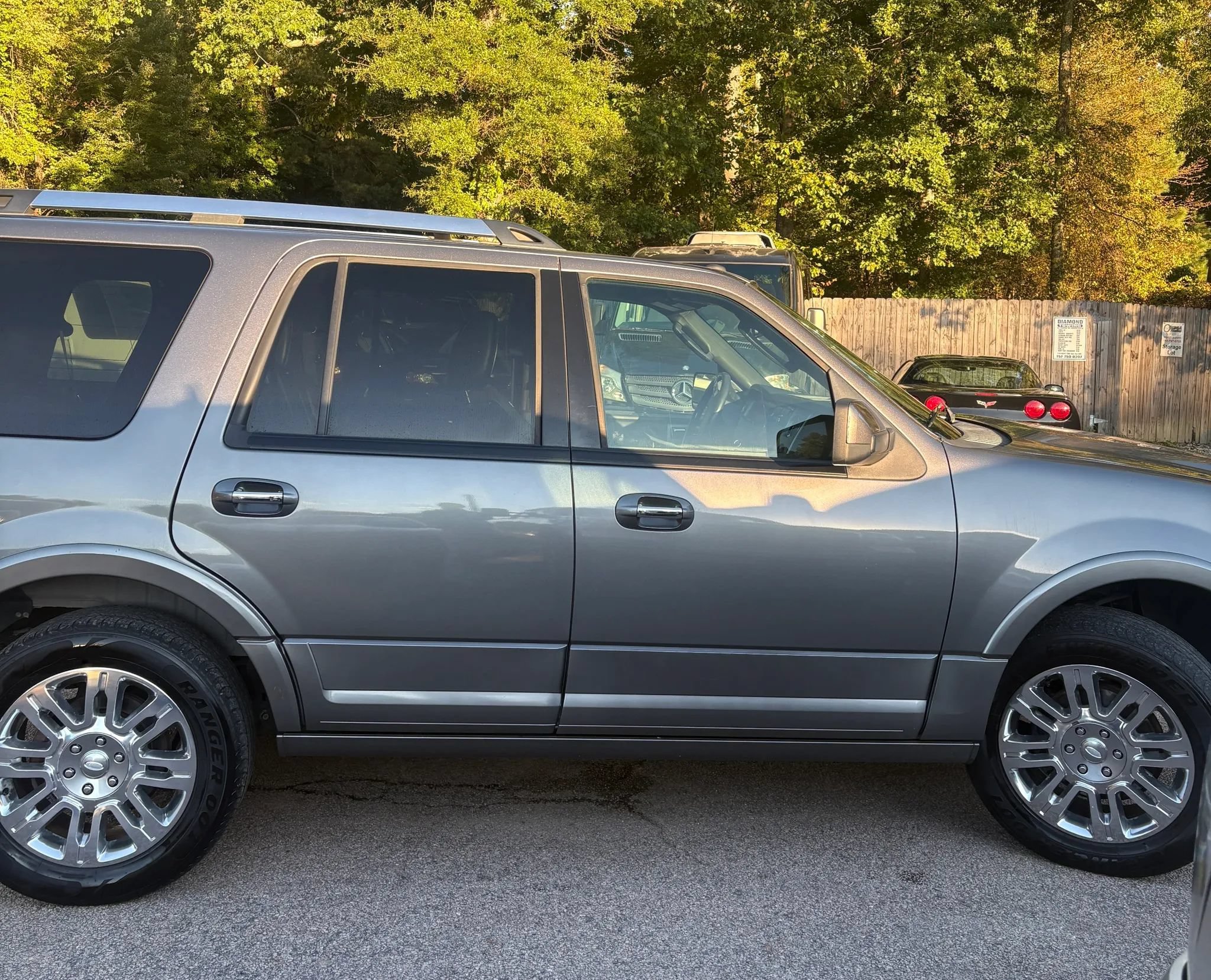Used 2011 Ford Expedition Limited w/ 301A Rapid Spec Order Code AWD/4WD image 6