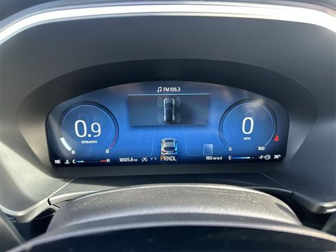 Used 2025 Ford Escape Platinum image 15