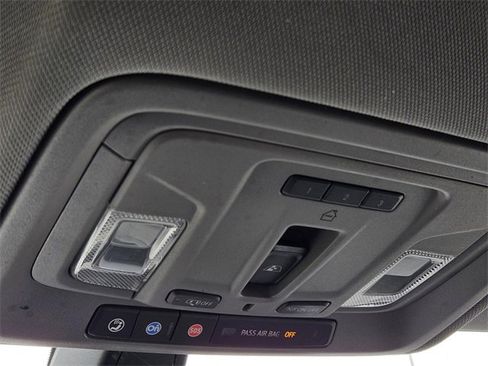 Used 2019 GMC Sierra 1500 SLT w/ SLT Premium Package image 25