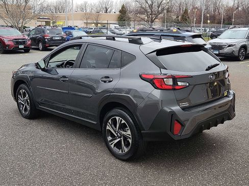 Used 2024 Subaru Crosstrek 2.0i Premium image 4
