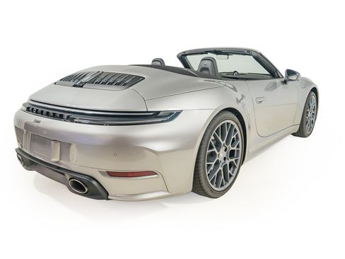 Used 2026 Porsche 911 Carrera T w/ Sportdesign Package RWD image 19